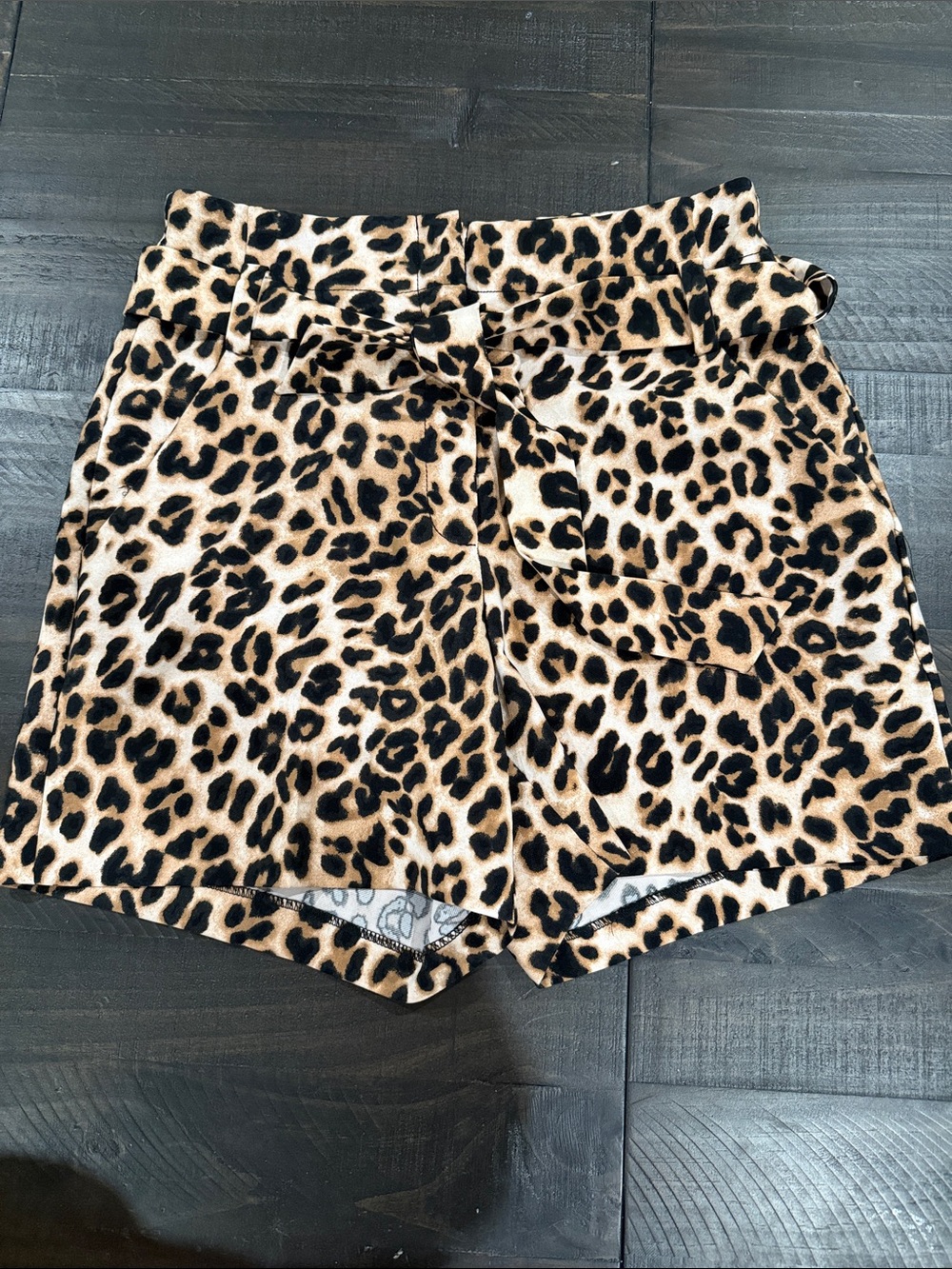 7th Ave/NY & Co High-Waist Leopard Print Tie-Front Shorts - Tan & Black Size 8